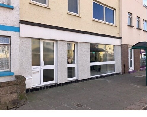 La Route De St. Aubin, Jersey to rent - Building Photo - Image 1 of 1