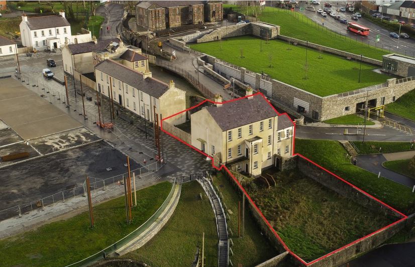 17 Ebrington St, Londonderry for sale Primary Photo- Image 1 of 1