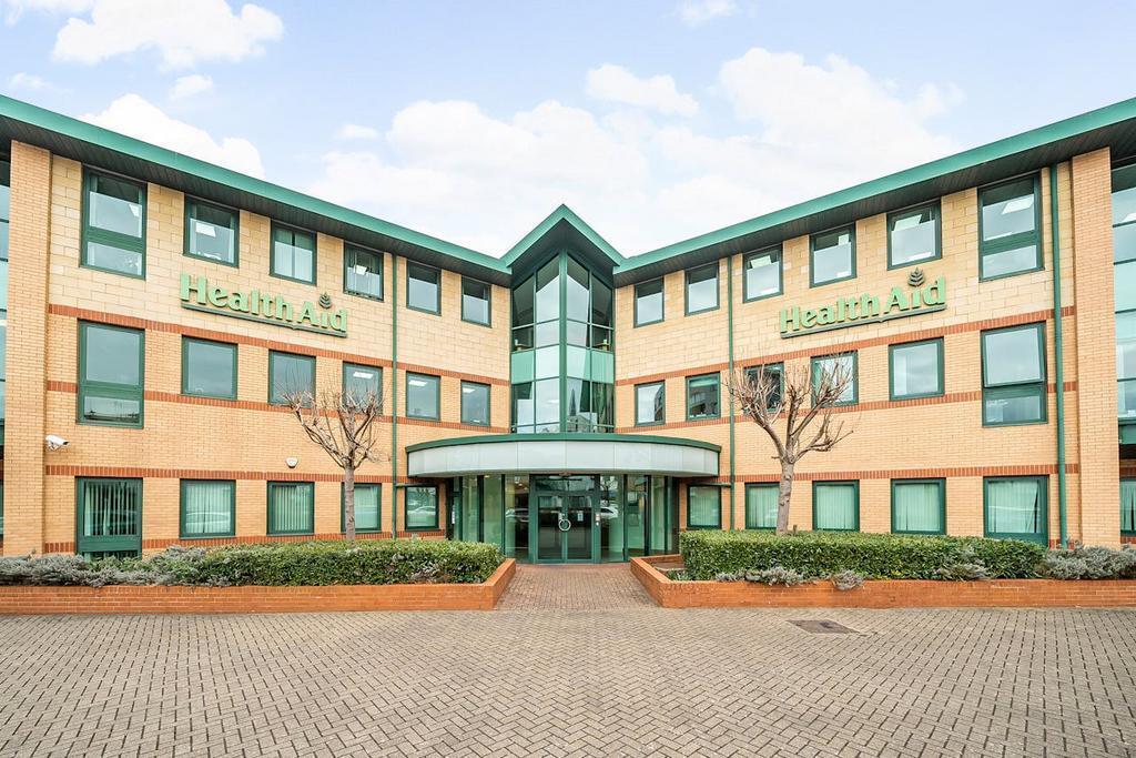 Marlborough Hl, Harrow to rent Building Photo- Image 1 of 26