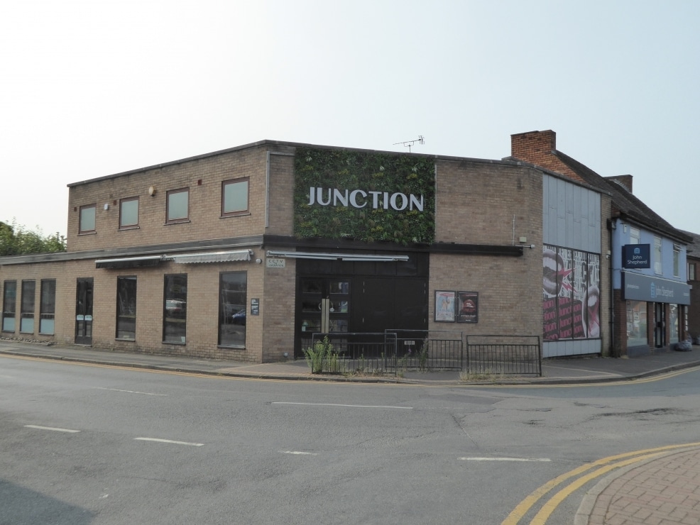 21-23 Wolverhampton Rd, Cannock to rent Building Photo- Image 1 of 4