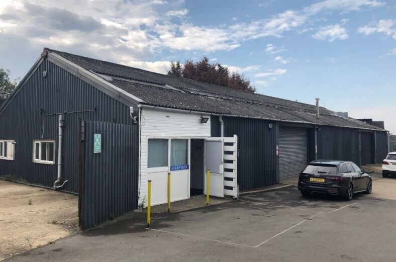 7375 Lindsey St, Epping, CM16 6RD UK