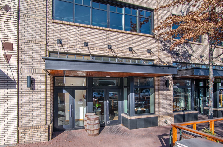 919 NW Bond St, Bend, OR for sale - Building Photo - Image 2 of 6