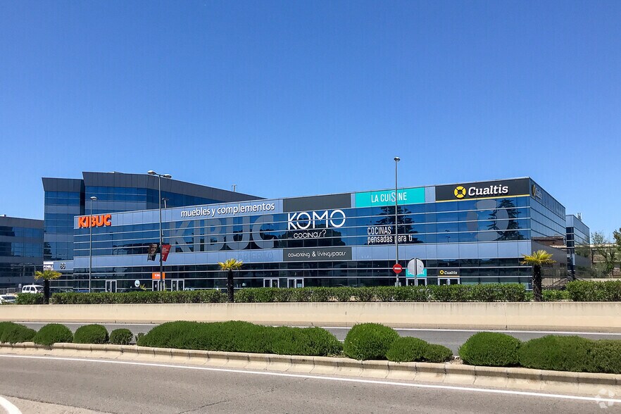 Avenida Madrid, 86, Arganda del Rey, Madrid for sale - Building Photo - Image 2 of 2