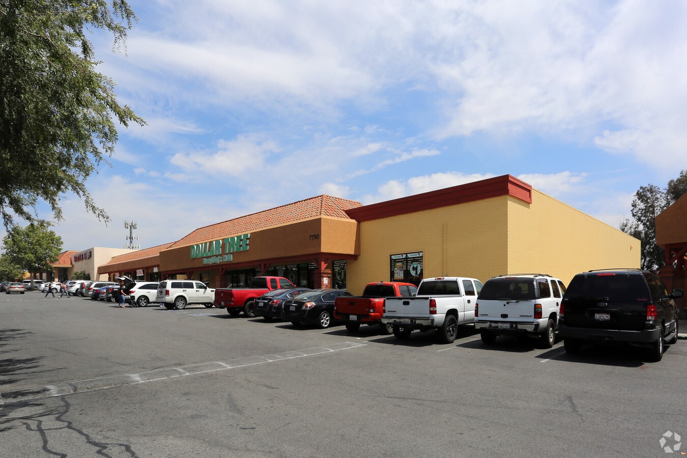 7700 Limonite Ave, Jurupa Valley 92509 Stater Bros UK