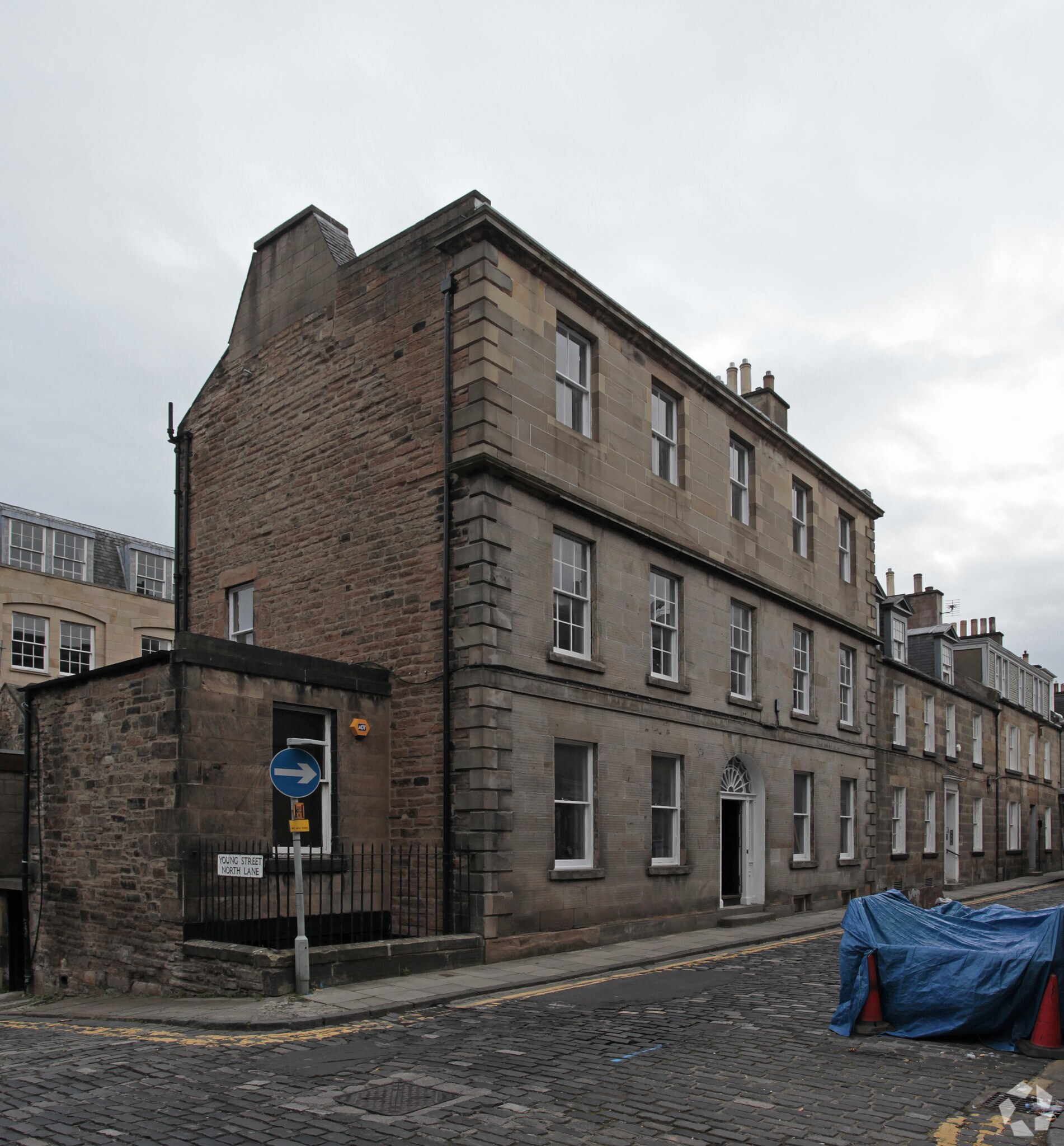 21 Young St, Edinburgh to rent Primary Photo- Image 1 of 27