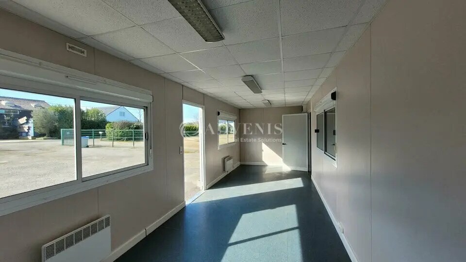 Light Industrial in Carquefou to rent - Building Photo - Image 3 of 10