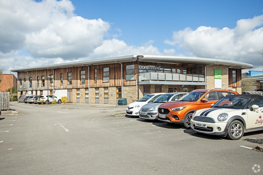 Amy Johnson Way, York to rent - Building Photo - Image 3 of 4