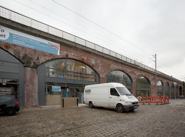 More details for Church Walk, Leeds - Retail to Rent