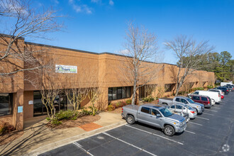 3250 Peachtree Corners Cir, Peachtree Corners, GA for rent Building Photo- Image 1 of 7