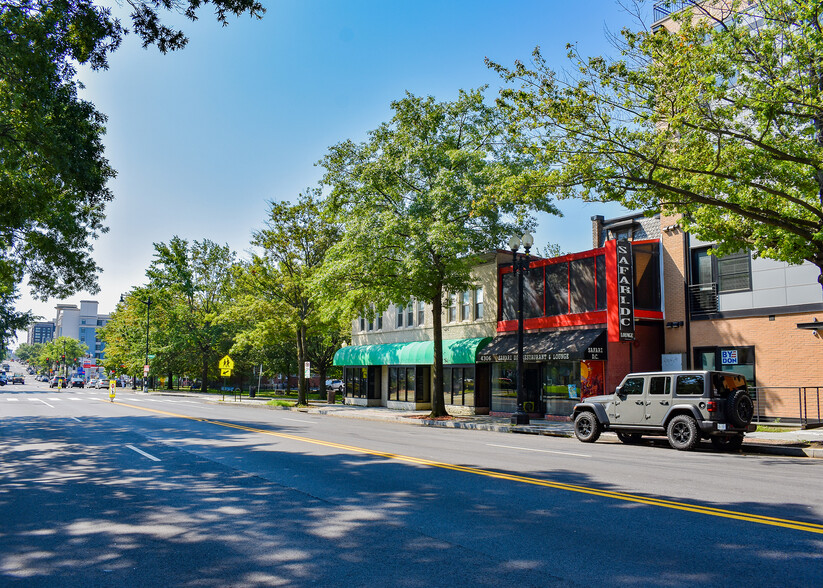 4306 Georgia Ave NW, Washington, DC for rent - Building Photo - Image 2 of 10