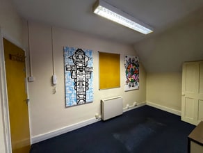 62 Packhorse Rd, Gerrards Cross to rent Interior Photo- Image 2 of 3