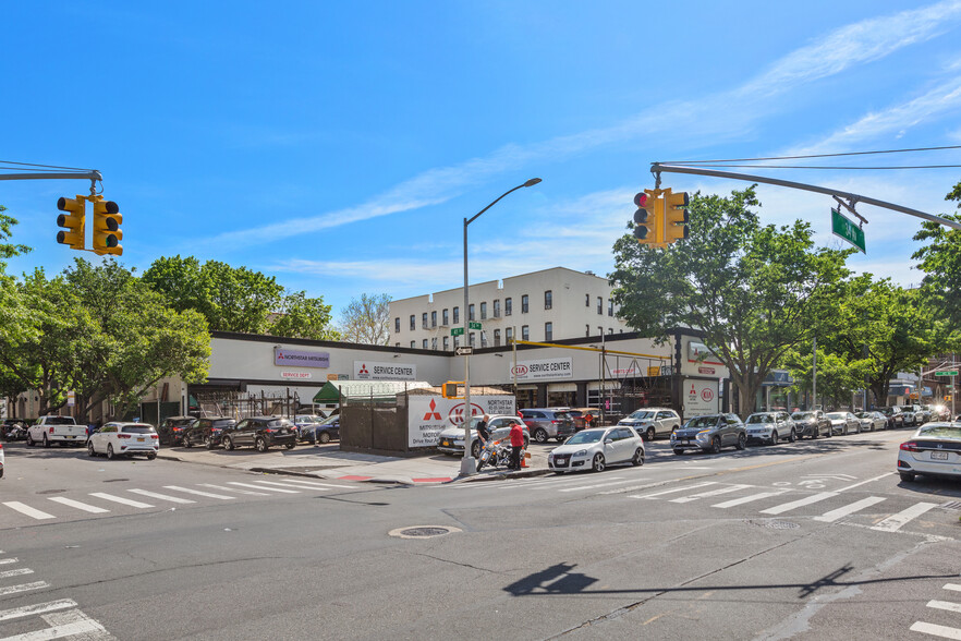 41-05 34th Ave, Long Island City, NY for rent - Building Photo - Image 2 of 10