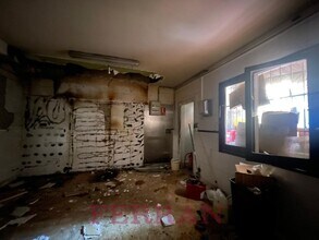 Retail in Barcelona, Barcelona to rent Interior Photo- Image 2 of 3