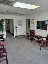 1620 Centerville Tpke, Virginia Beach, VA to rent Interior Photo- Image 1 of 5