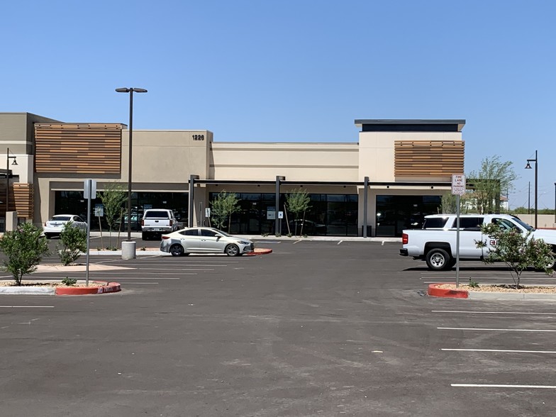 1226 S Signal Butte Rd, Mesa, AZ for sale - Primary Photo - Image 1 of 1