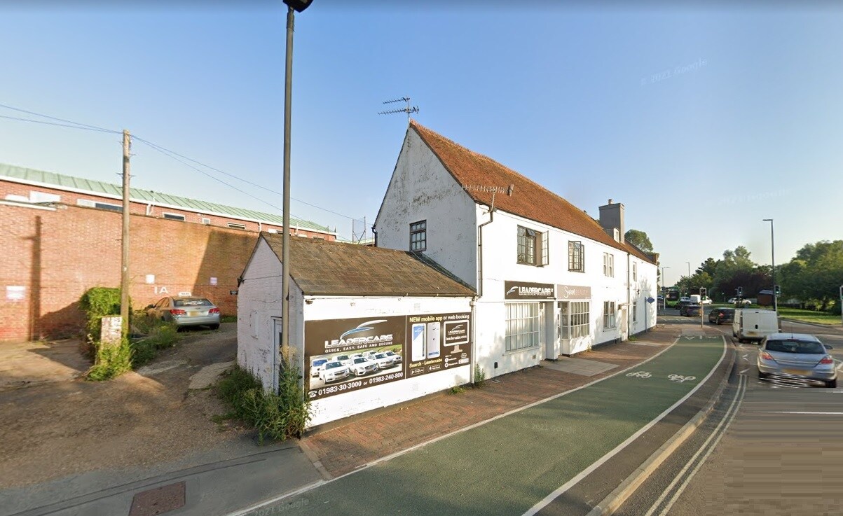 2 East Street St, Newport for sale Primary Photo- Image 1 of 1