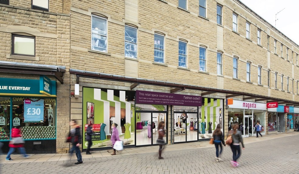 18-28 Victoria Ln, Huddersfield for sale - Primary Photo - Image 1 of 1