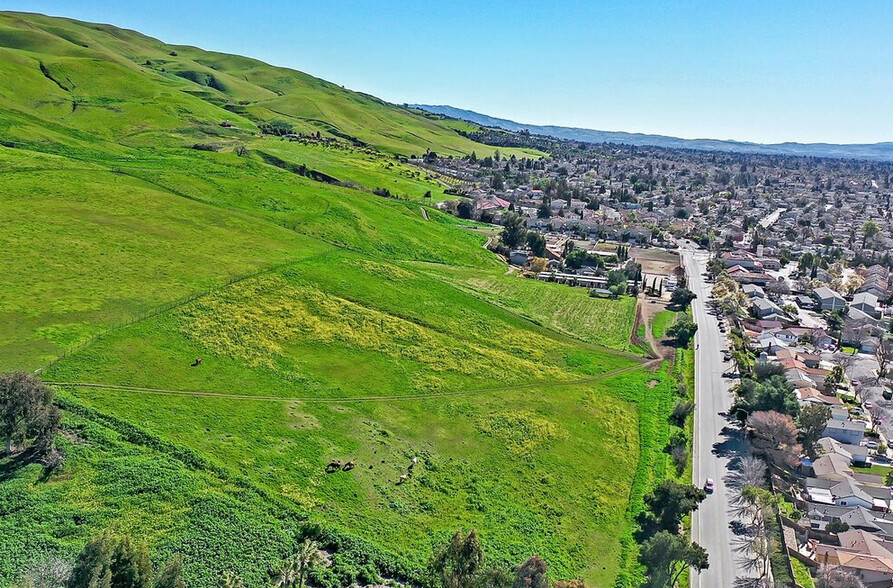 1995 Old Calaveras Rd, Milpitas, CA for sale - Aerial - Image 3 of 18