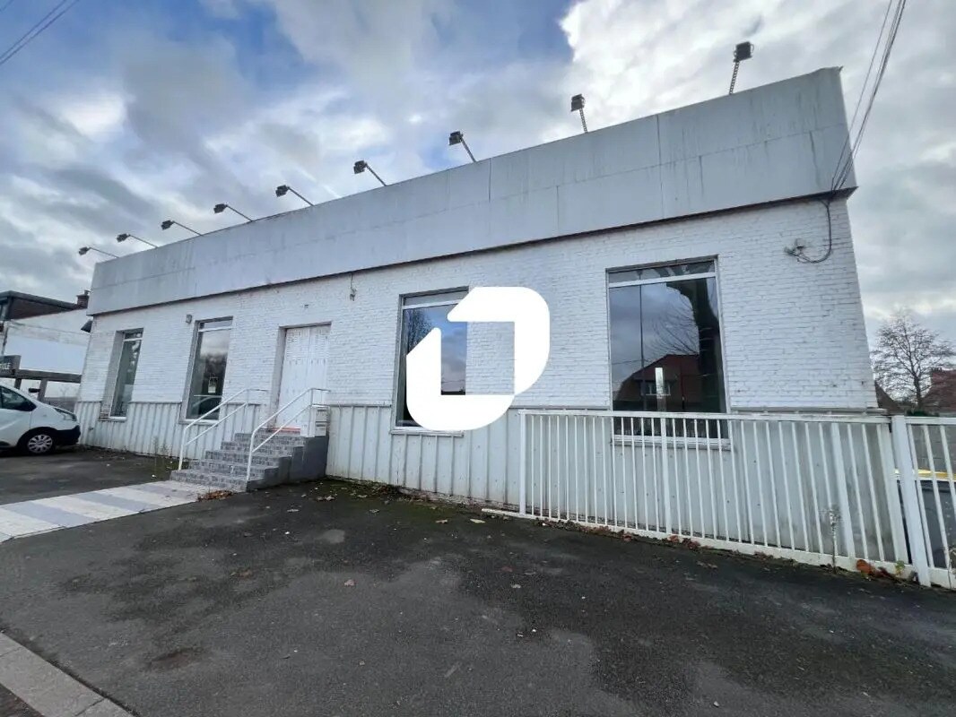 Retail in Capinghem to rent Building Photo- Image 1 of 7