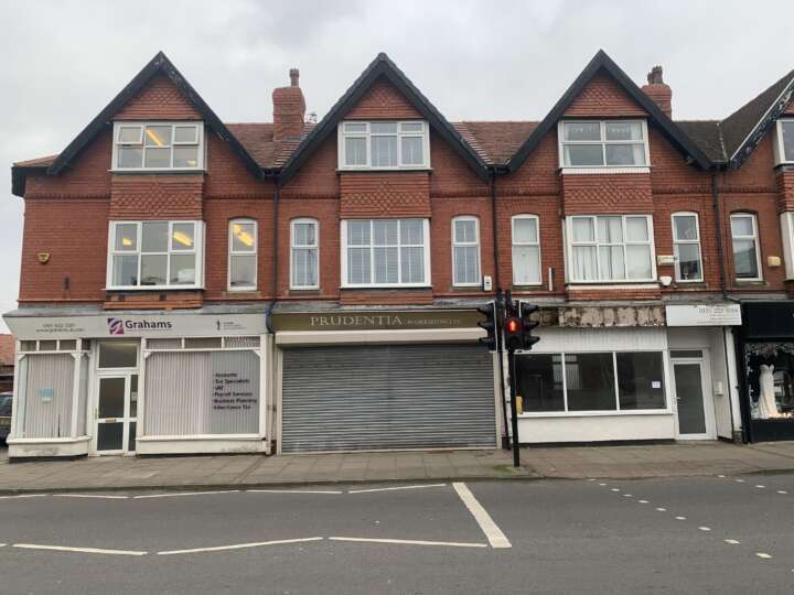 28 Birkenhead Rd, Wirral to rent Building Photo- Image 1 of 1
