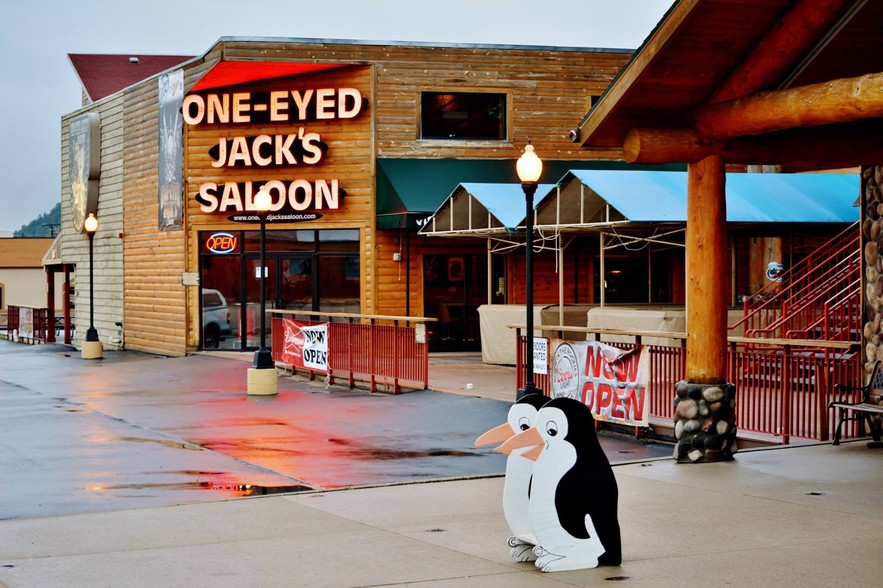 1304 Main St, Sturgis, SD for sale - Primary Photo - Image 1 of 1