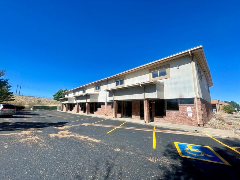 695 Billings St, Aurora, CO to rent - Building Photo - Image 1 of 10