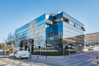 Office in Alcobendas, MAD for rent Building Photo- Image 1 of 2