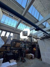 Industrial in Montreuil for sale Interior Photo- Image 2 of 7