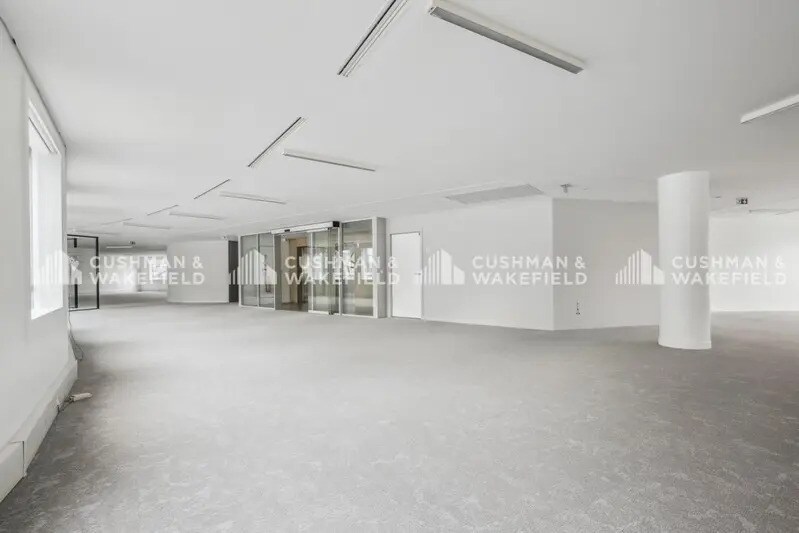 Office in Puteaux to rent - Interior Photo - Image 3 of 6