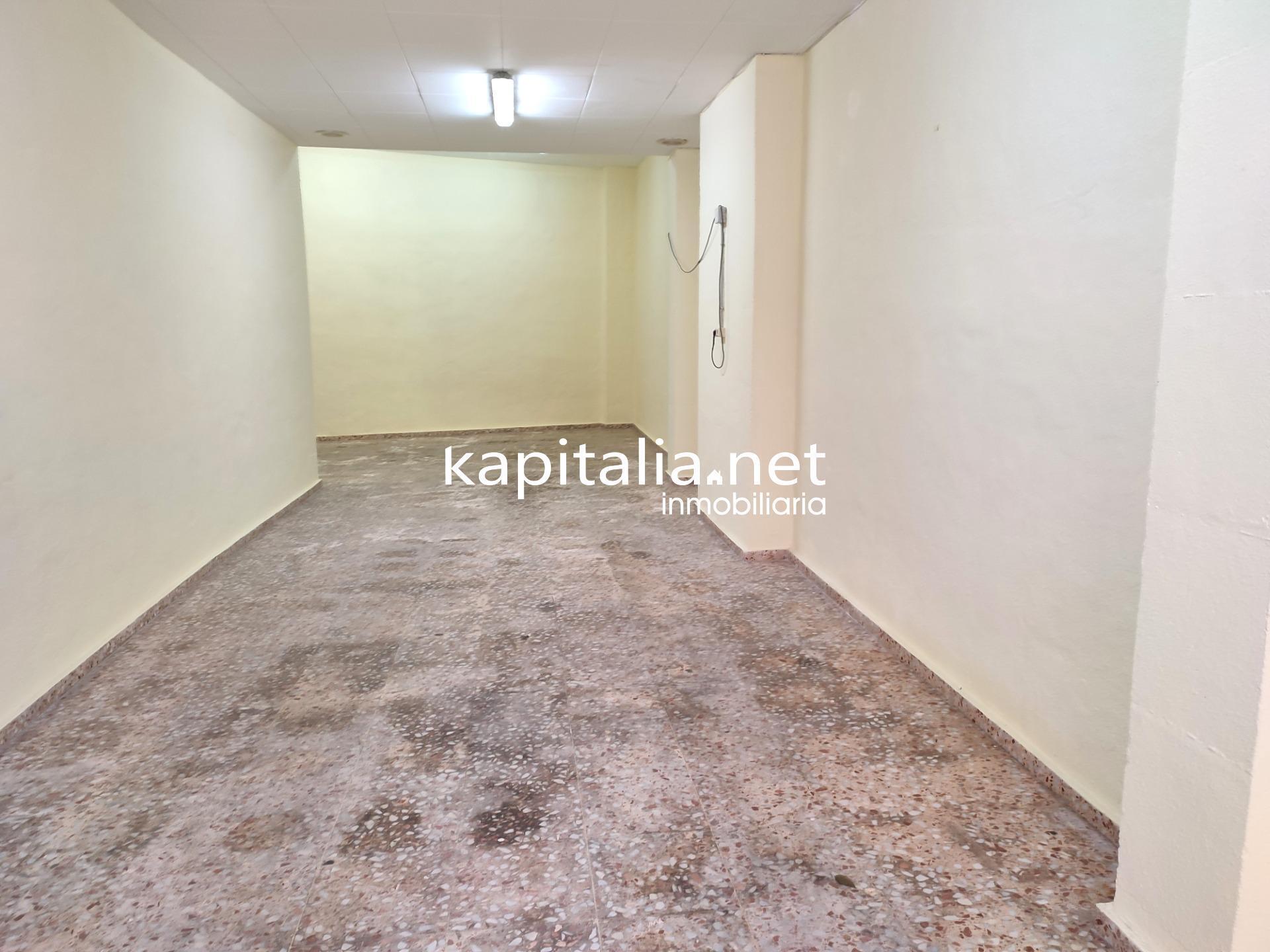 Retail in Ontinyent, Valencia for sale Building Photo- Image 1 of 7