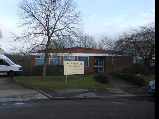 Moorside Rd, Winchester for sale - Primary Photo - Image 1 of 1