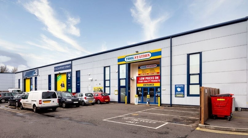 Tallon Rd, Brentwood to rent - Building Photo - Image 1 of 1