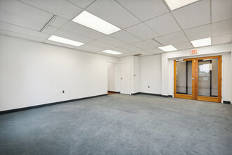 700 N Fairfax St, Alexandria, VA for rent Interior Photo- Image 1 of 6