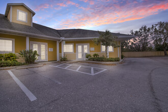 970 Kings Hwy, Port Charlotte, FL for rent Building Photo- Image 2 of 43