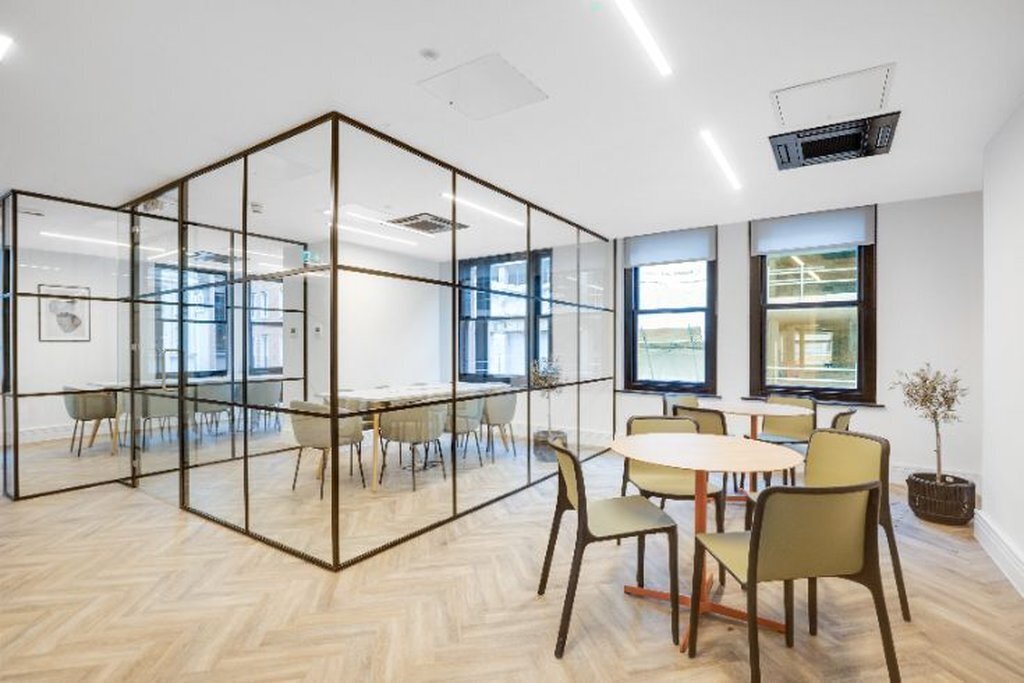 16-16A D'Arblay St, London to rent Building Photo- Image 1 of 8