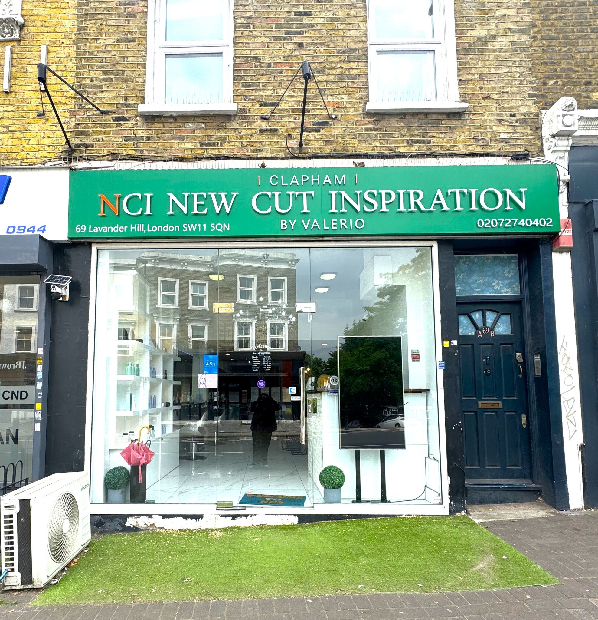 69-69B Lavender Hl, London to rent Building Photo- Image 1 of 9