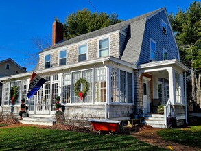 53245 Main St, Southold, NY for rent Building Photo- Image 1 of 6