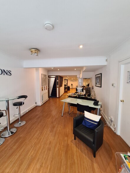 72 Rochester Row, London for sale - Building Photo - Image 1 of 1