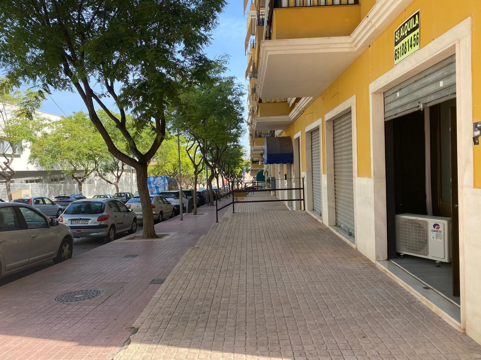 Retail in Aspe for sale Building Photo- Image 1 of 26