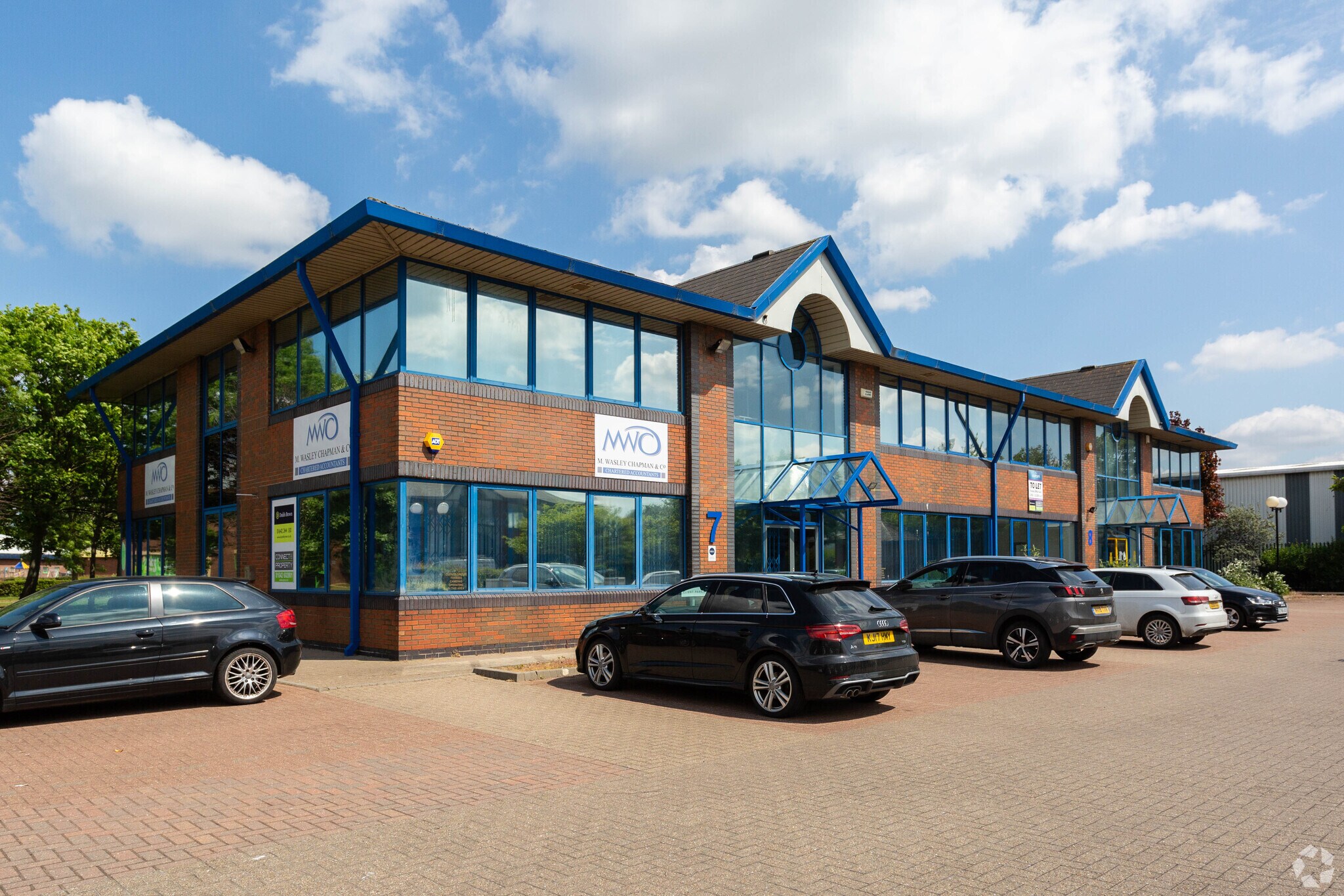 42-42B Eggleston Ct, Middlesbrough for sale Primary Photo- Image 1 of 1