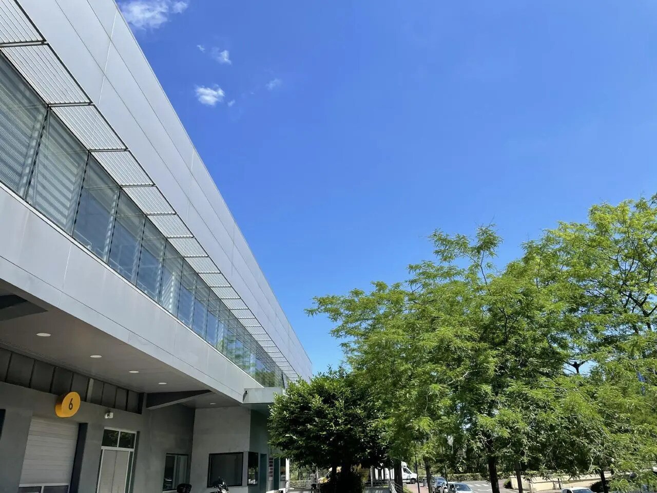 Office in Aubervilliers to rent Building Photo- Image 1 of 21