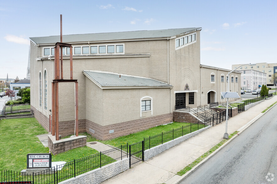 400 Main St, East Orange, NJ for sale - Building Photo - Image 1 of 6