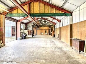 A4111, Hereford for sale Interior Photo- Image 1 of 10