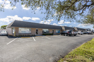 1013-1017 SE 12th Ave, Cape Coral, FL for rent Primary Photo- Image 1 of 47