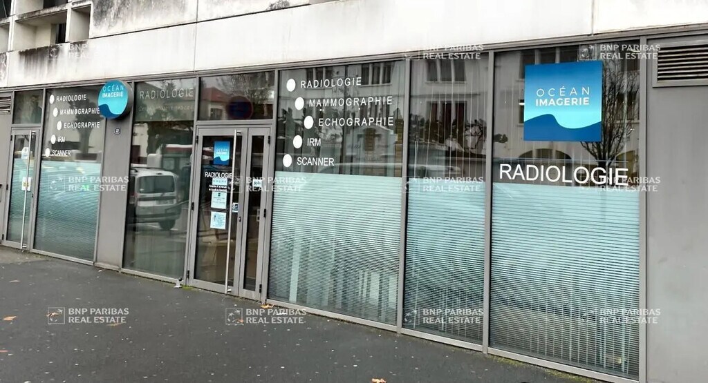 Vente Commerce 301 m² - Photo 1