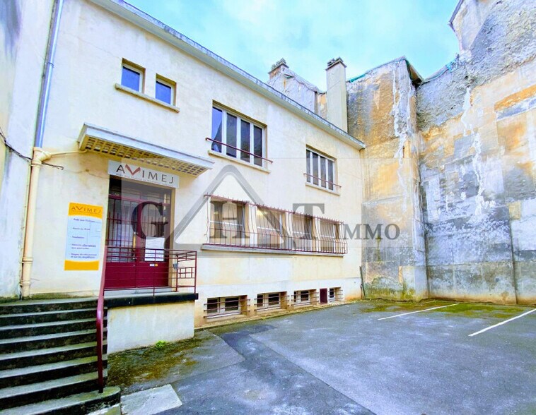 Office in Mareuil-lès-Meaux for sale - Building Photo - Image 2 of 2