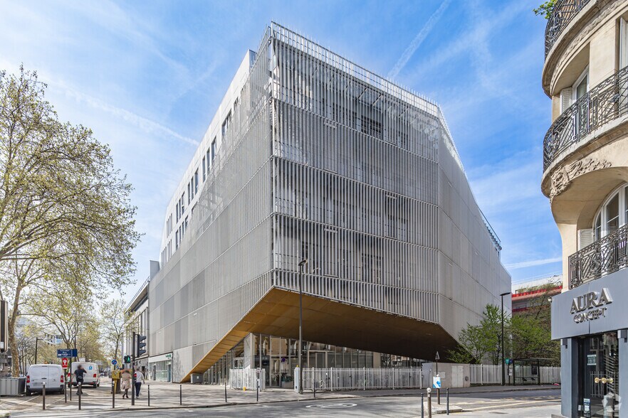 58 Avenue Edouard Vaillant, Boulogne-Billancourt to rent - Primary Photo - Image 1 of 11
