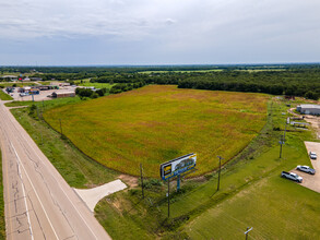 N Interstate 35, Ross, TX for sale Primary Photo- Image 1 of 3