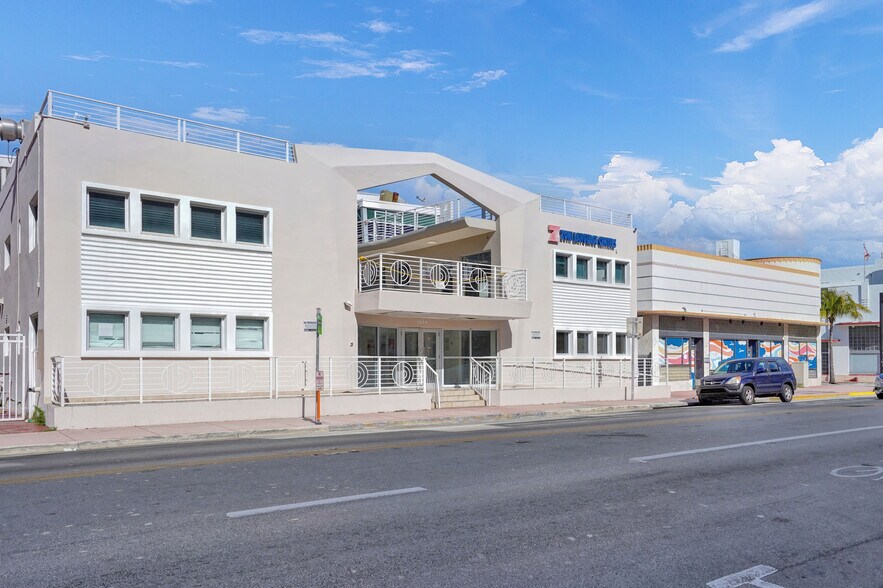 1434 Collins Ave, Miami Beach, FL for sale - Primary Photo - Image 1 of 1