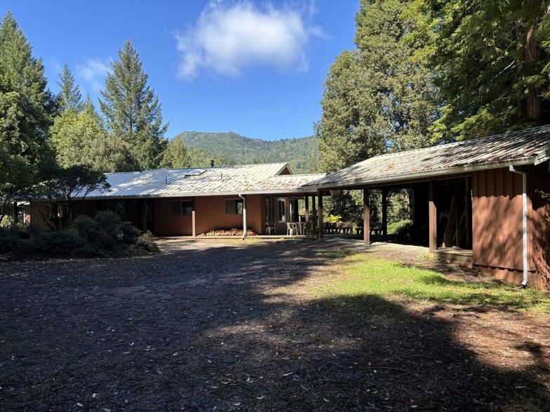 11903 Branscomb Rd, Branscomb, CA for sale - Primary Photo - Image 1 of 31